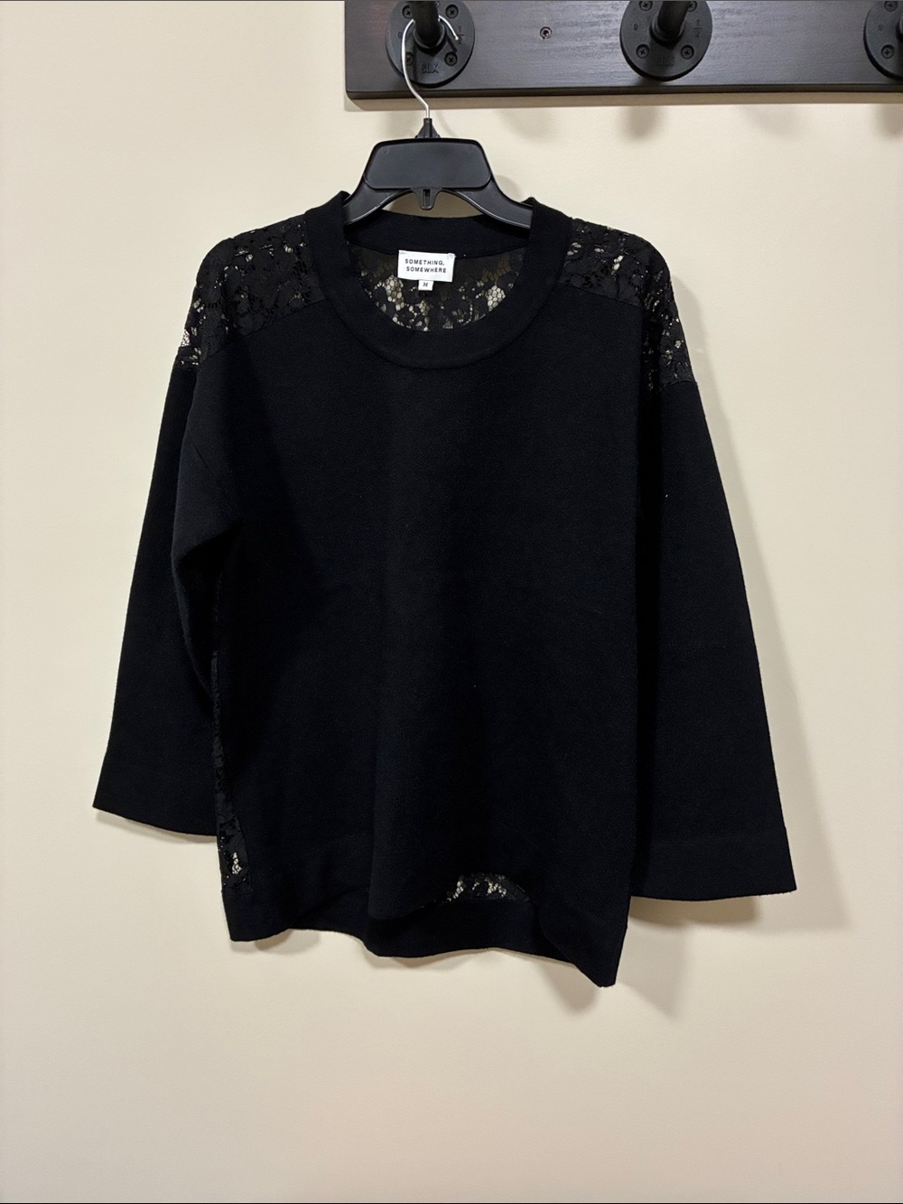 NWOT Something Somewhere sweater medium